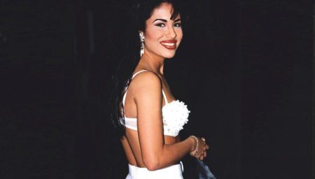 Selena Quintanilla-Perez Has Two Siblings.